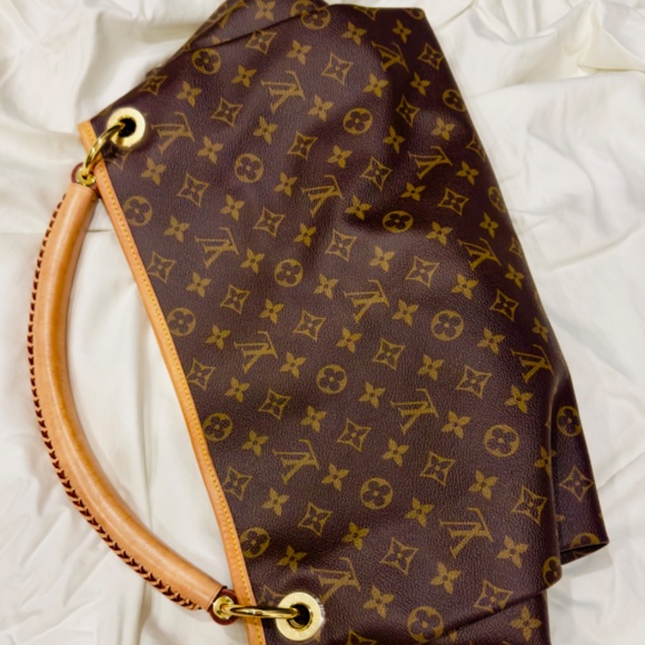 Louis Vuitton Monogram Artsy MM Bag - Picture 2 of 9